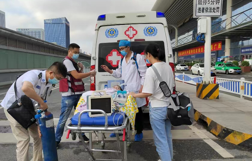 广德市救护车出租公司